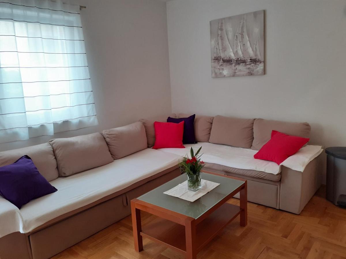 Apartment Conty On The Ground Floor Malinska Buitenkant foto