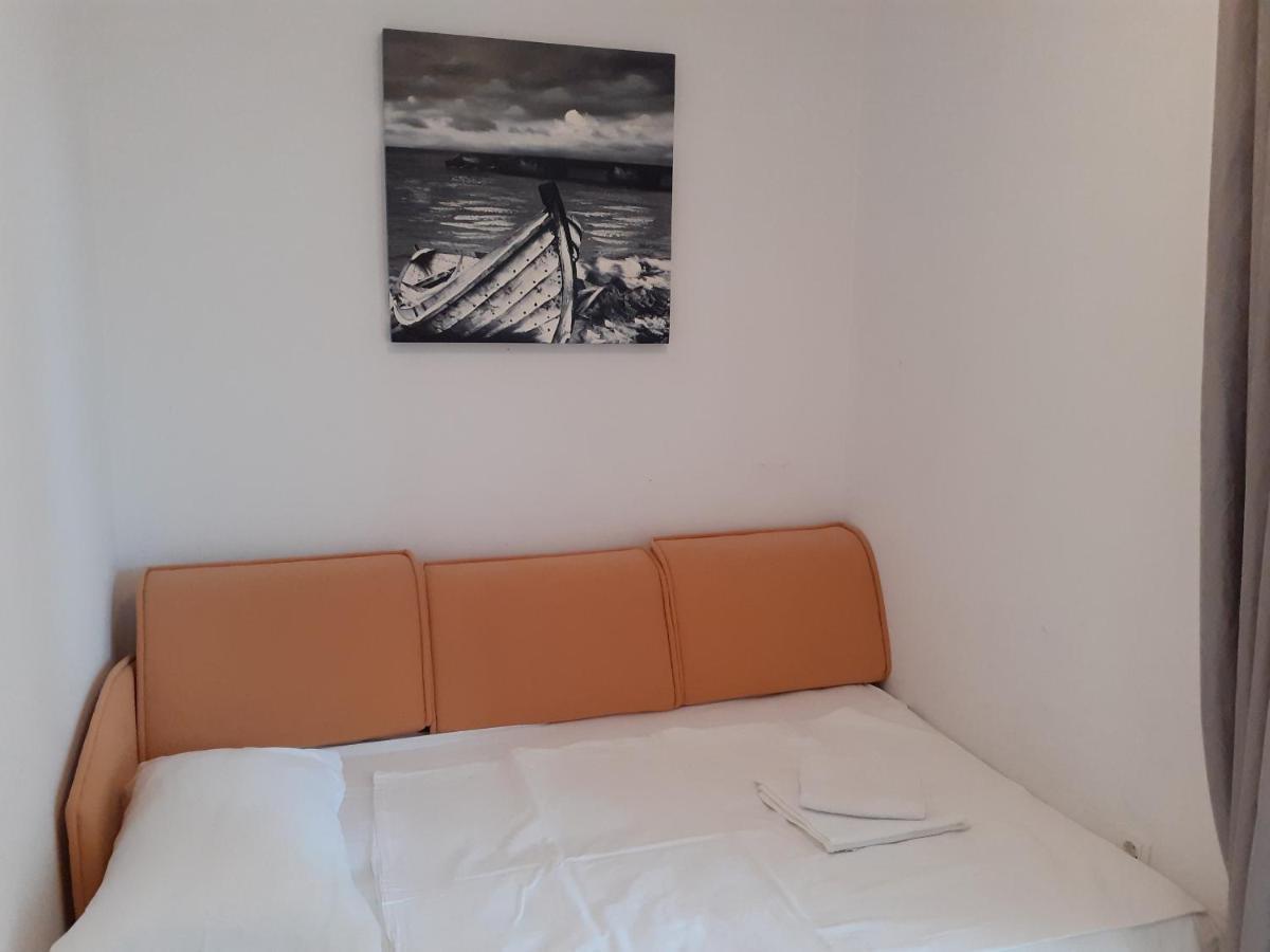 Apartment Conty On The Ground Floor Malinska Buitenkant foto
