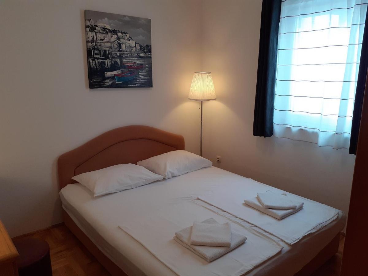 Apartment Conty On The Ground Floor Malinska Buitenkant foto